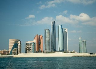 UAE central bank extends stimulus package